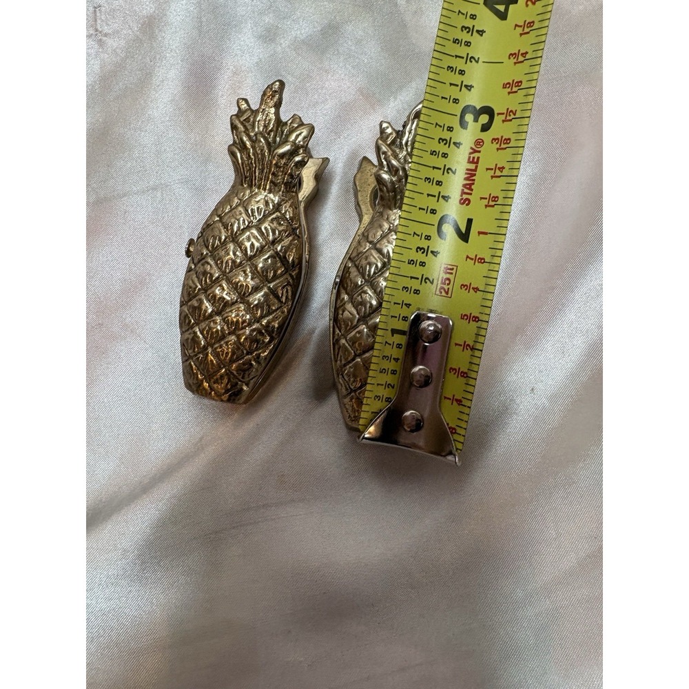 2 Vtg Brass Whale & Pineapple Paper Clip Paperweight Door Note Holder Hangable - Picture 5 of 6